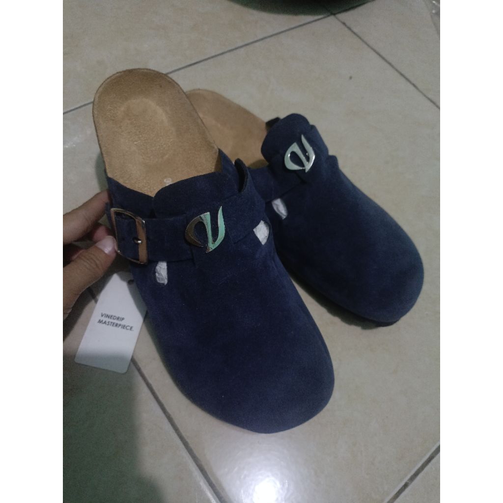 sepatu sendal pria wanita vinedrip masterpiece