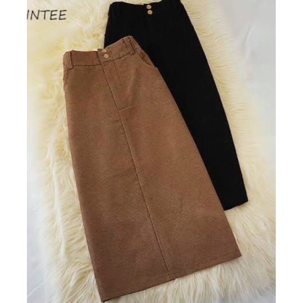 Rok Span Korean Style Belah Belakang Bahan Corduroy