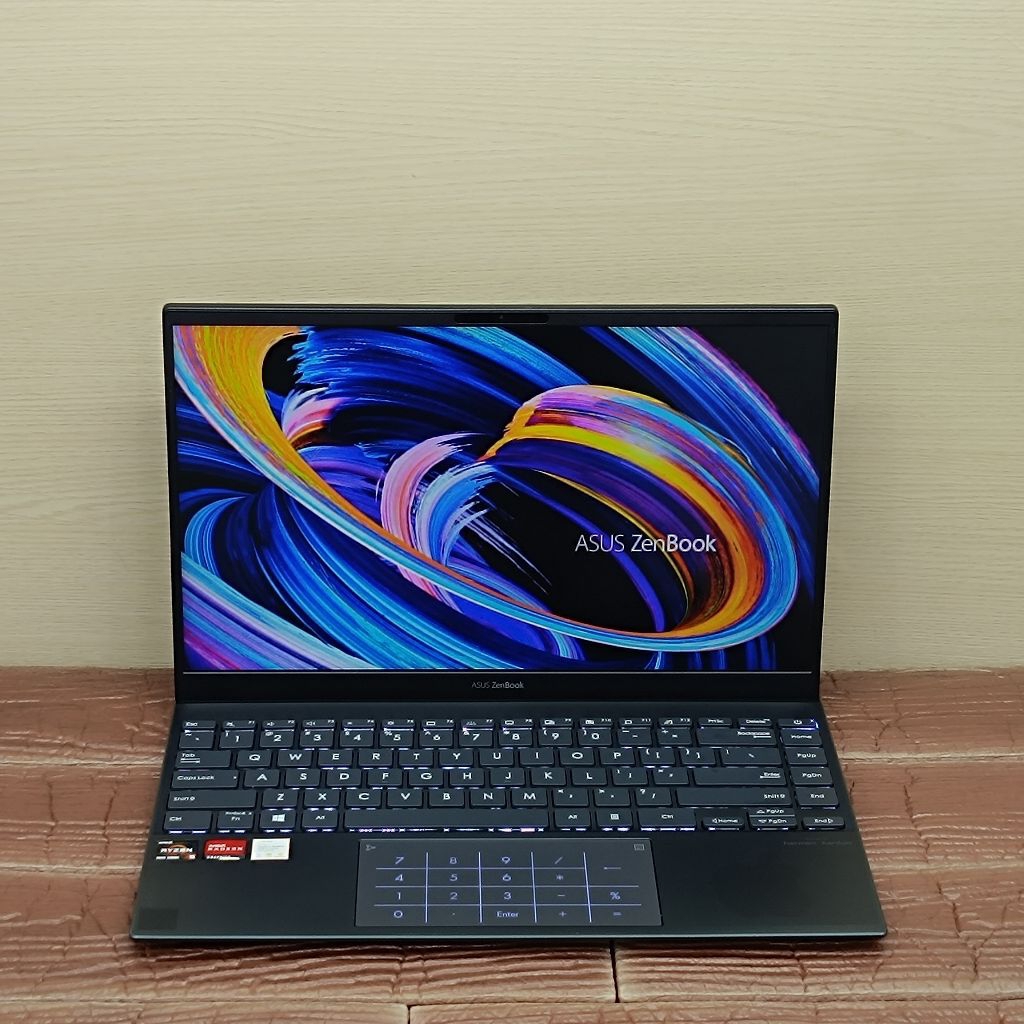 Laptop Asus ZenBook UM4251A AMD RYZEN 5-4500U RAM 8GB SSD 512GB IPS