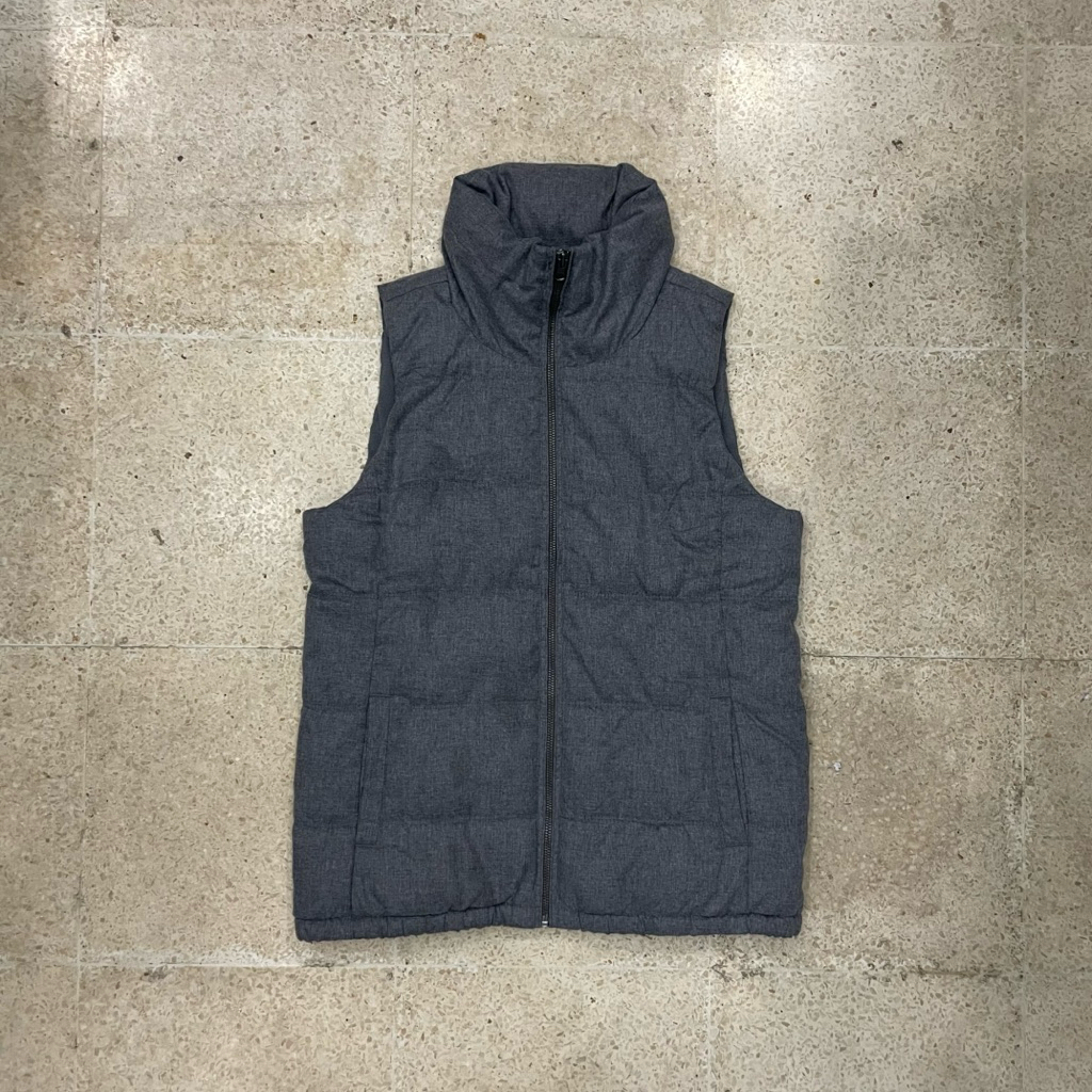 OLD NAVY PUFFER VEST