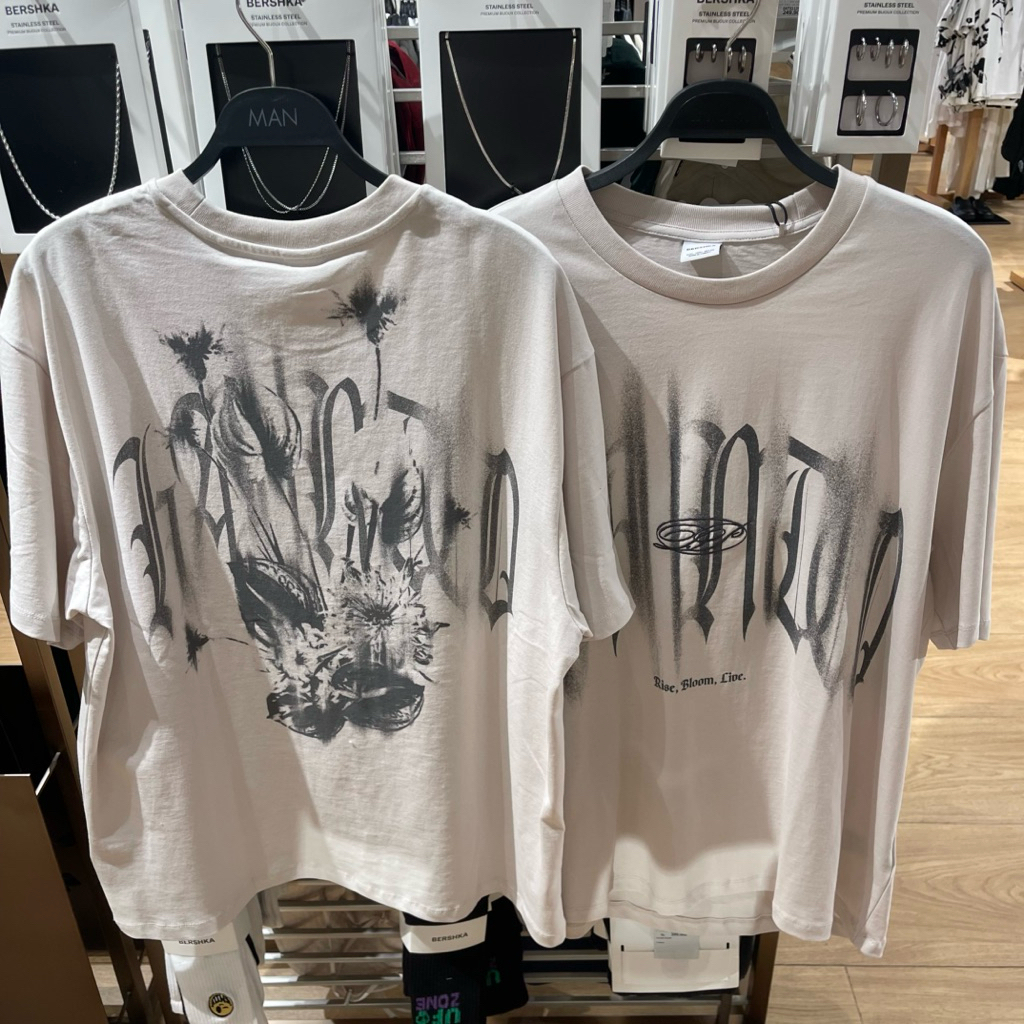 Kaus T-shirt BERSHKA MEN Jastip (jasa titip)