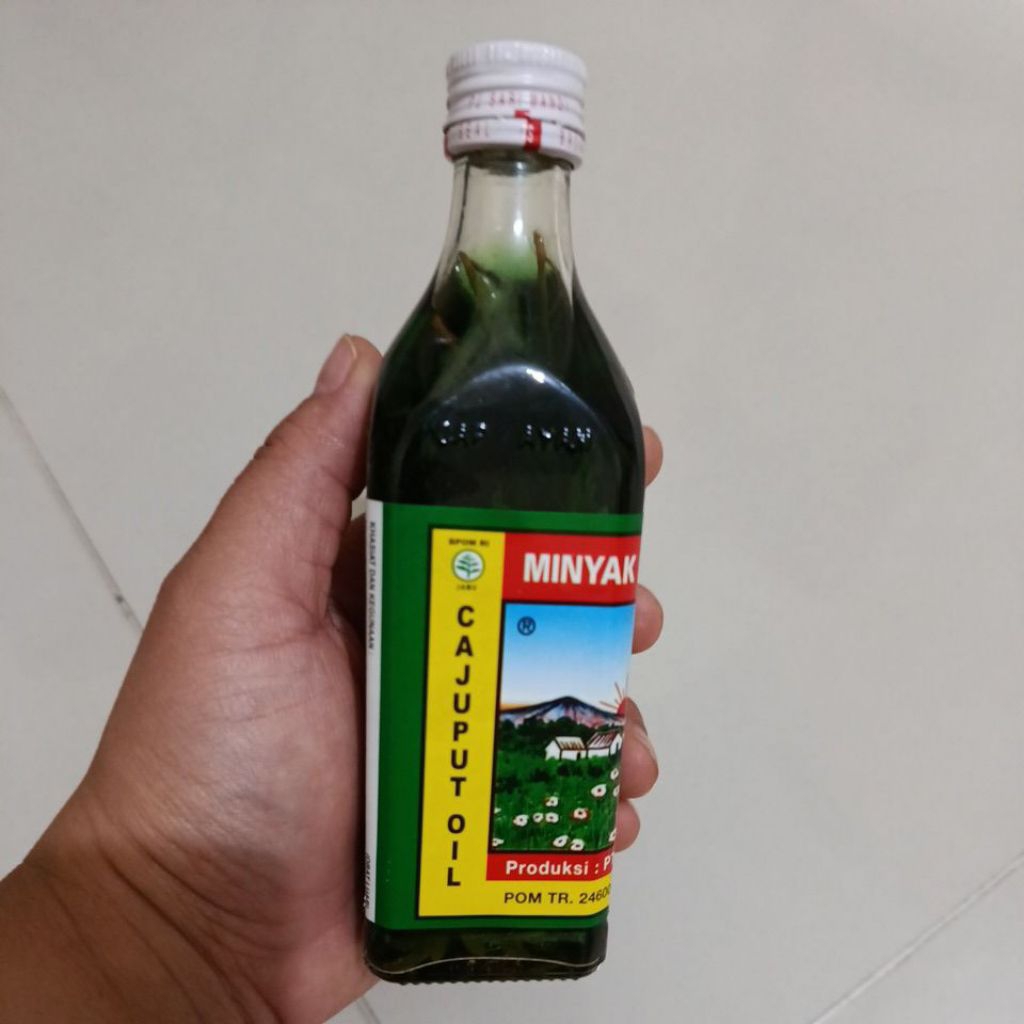 minyak kayu putih rendam daun chau2/ inggu