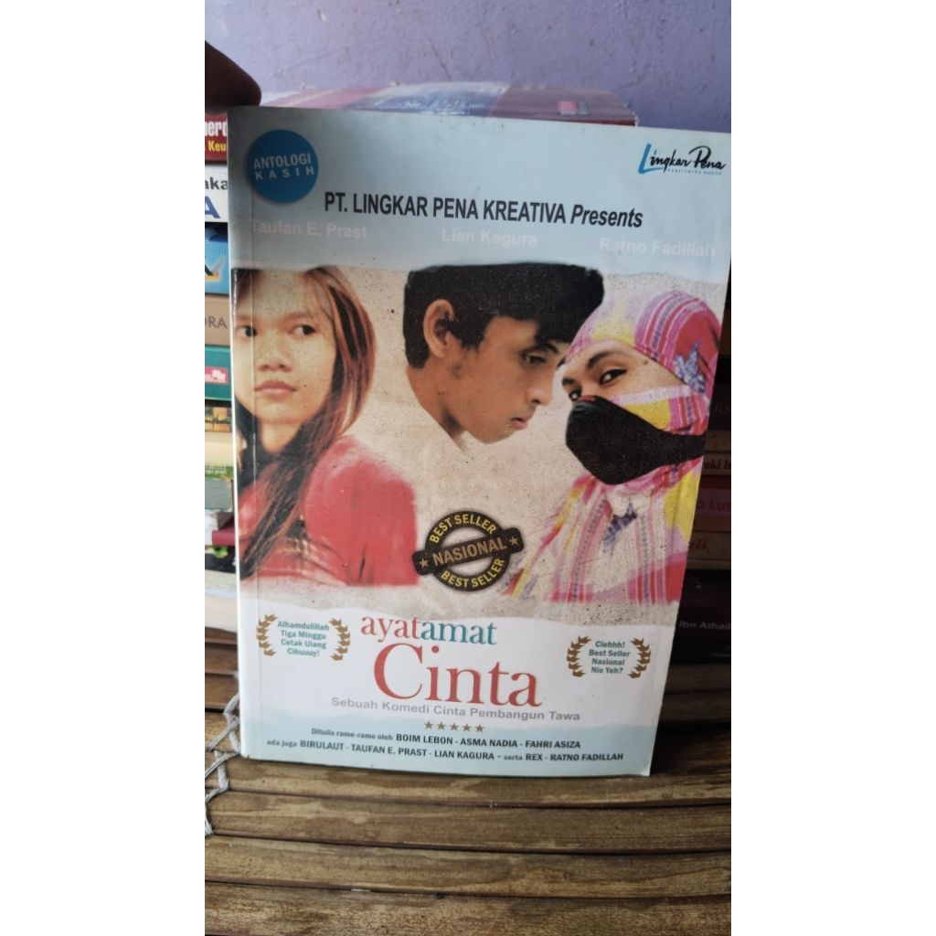 NOVEL AYAT-AYAT CINTA