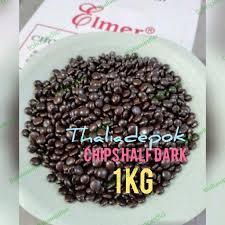 

ELMER CHIPS HALF DARK 1KG ECER, COKLAT BERBENTUK PIPIH CANTIK MENGKILAP,COCOK UNTUK HIASAN MAKANAN DLL
