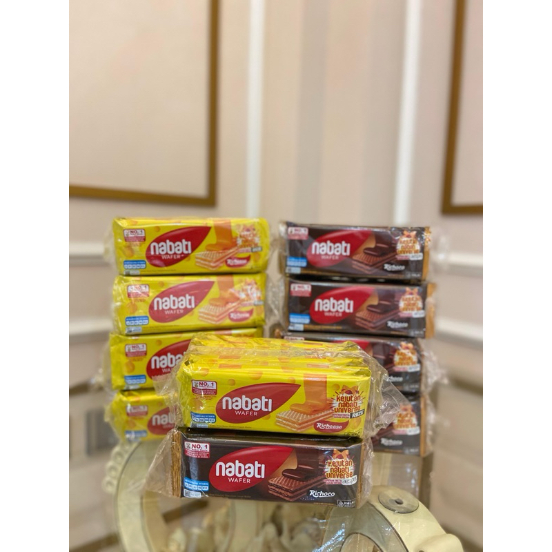

Nabati wafer 1000 1 pack isi 10 pcs x 15 gr (perpack) coklat keju strawbery chesee cake