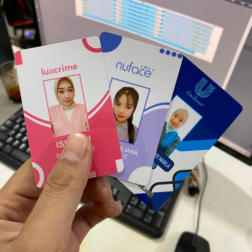 PAKET ID CARD/ ID CARD PVC / ID CARD CUSTOM / ID CARD SATUAN / KARTU TANDA PENGENAL