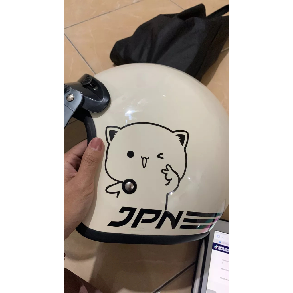 

Sticker Kucing Mochi Stiker Helm Emot Lucu Cutting Sticker