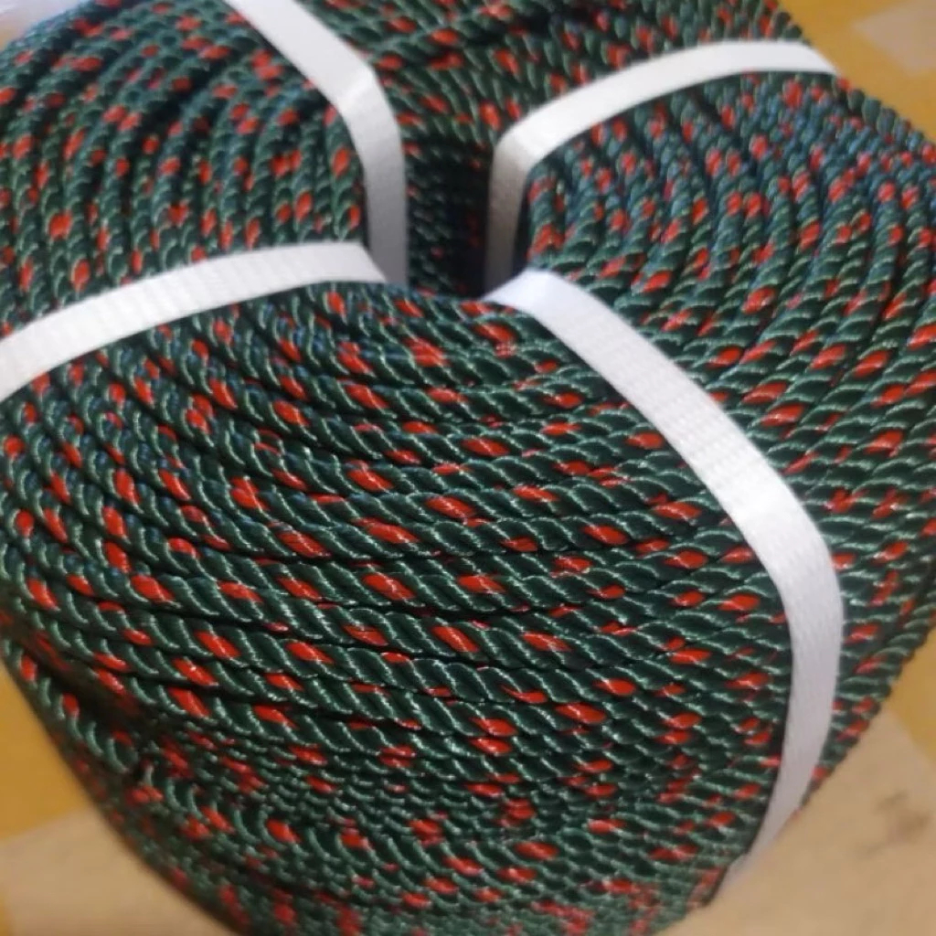 

TALI TAMBANG PE 8mm PER ROLL / TALI TAMPAR