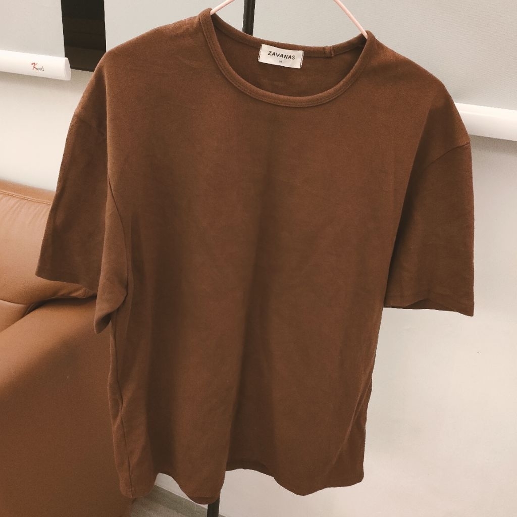 LATTE | PRELOVED Kaos brown zavanas