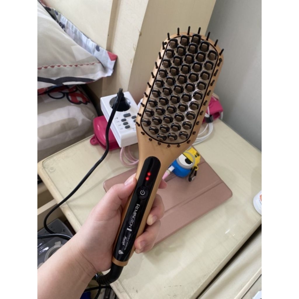 REMINGTON KERATIN ARGAN OIL BRUSH CATOKAN RAMBUT PRELOVED