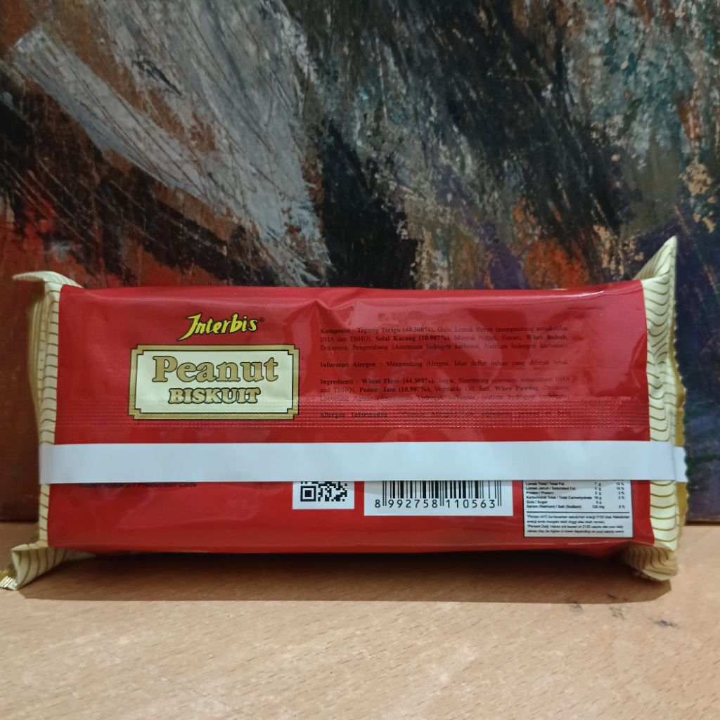 

Interbis 160gr Peanut Biscuit Cracker dengan Selai Kacang