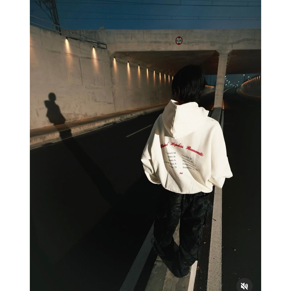 Hoodie Praedae Certified Hopeless Romantic Original 100%