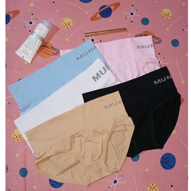 MUNAFIE CELANA DALAM  WANITA / cd segitiga