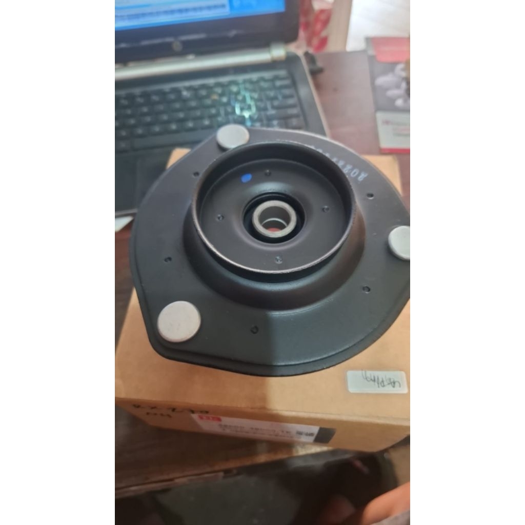 Suport sock depan lexus rx270 japan