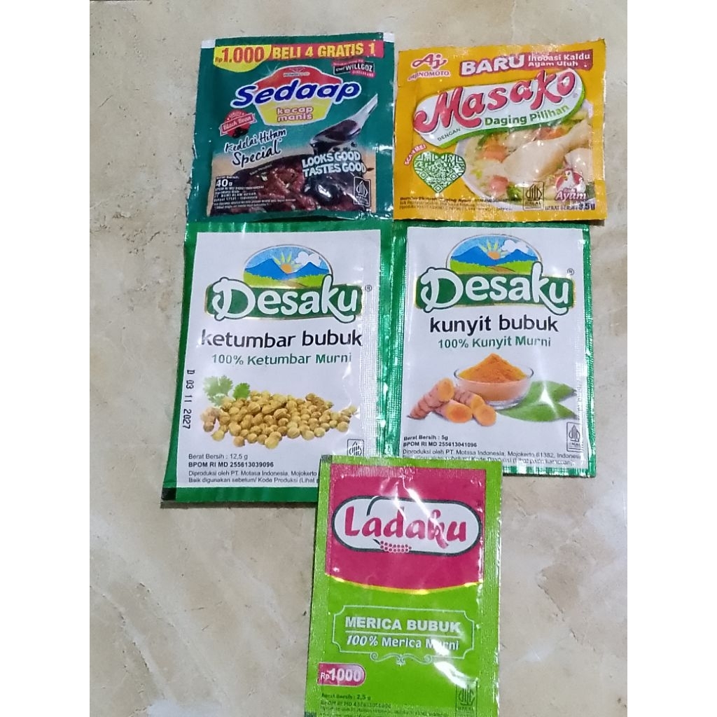 

Kecap Sedaap+Kunyit Bubuk+Masako+Ketumbar Bubuk+Ladaku Paket 4M (TRB174)