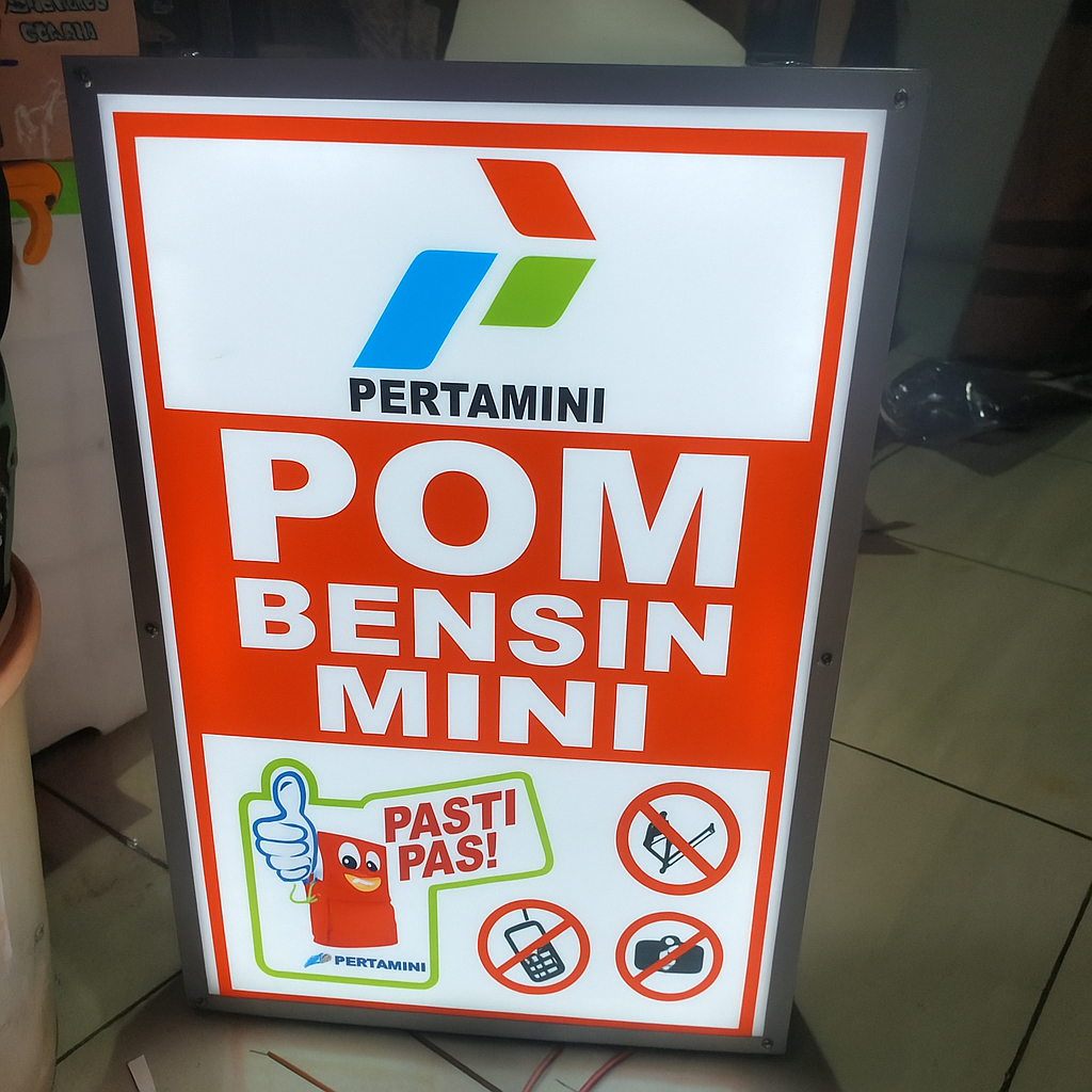 

sticker pom mini ukuran a3