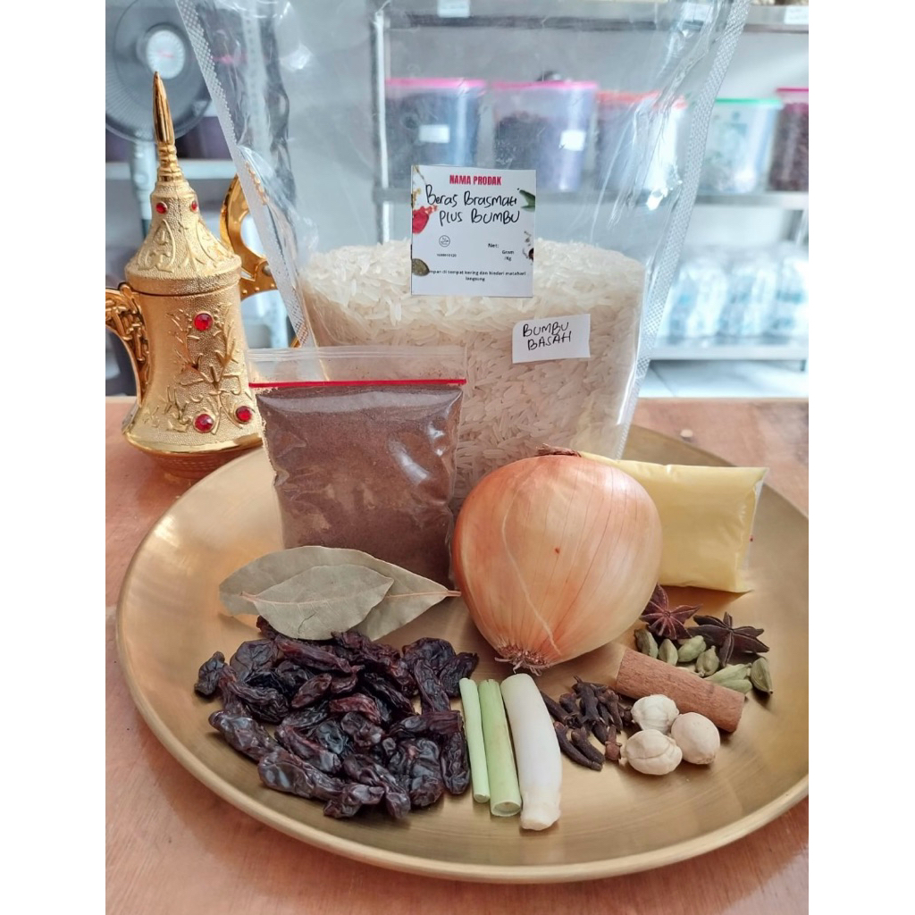 

PAKET BERAS BASMATI 1KG PLUS BUMBU KEBULI