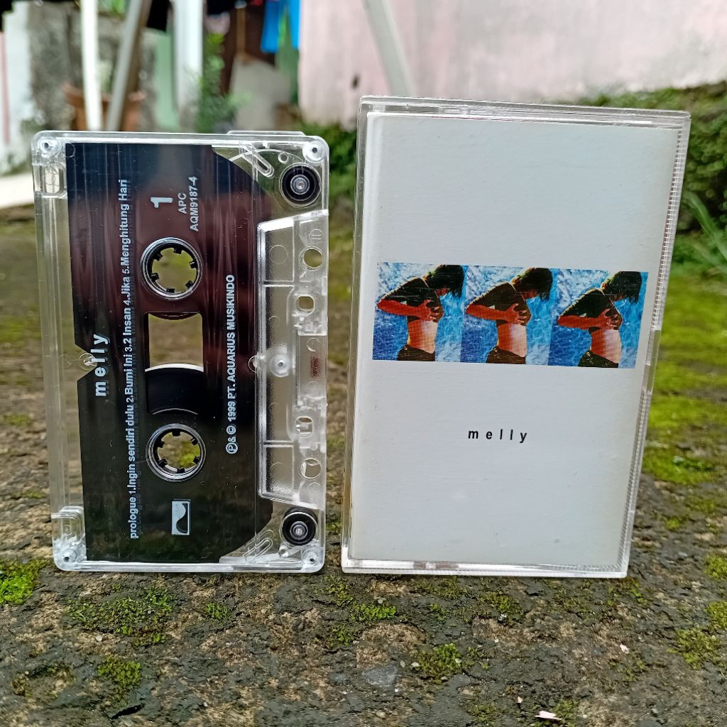 Kaset Melly Goeslaw Melly (1999) Original Aquarius Musikindo