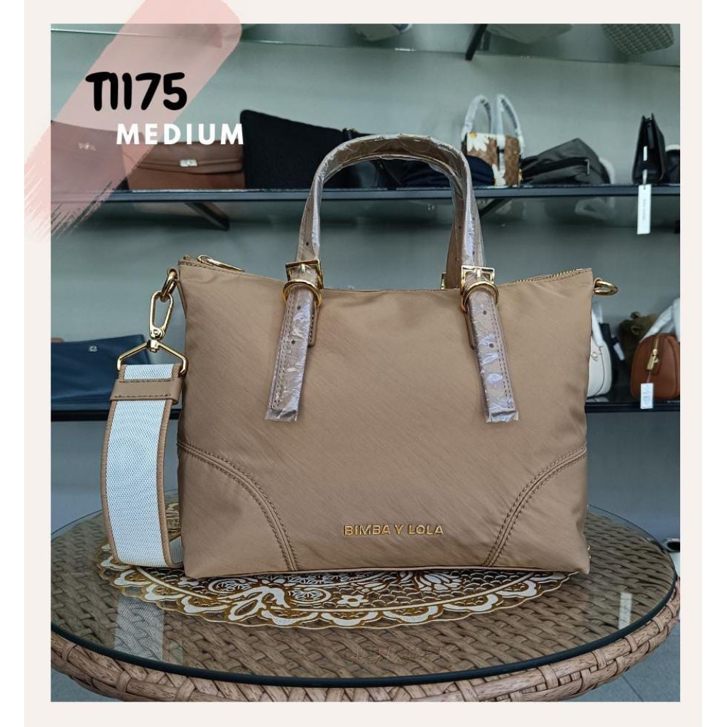 tas wanita Medium tan nylon shopper bag 241BBHJ2J.12604