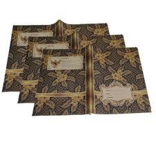 

JUAL SAMPUL BK BOXY PAPERSTAR COKLAT/BATIK