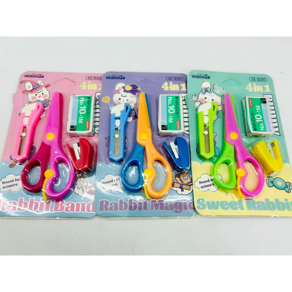 

Alat Gunting Set Anak 4in1 (Cutter Mini,Hekter Mini,Gunting,Anak Hekter) Alat Perlengkapan Sekolah / Kantor Motif Rabbit Magic Stationery Set