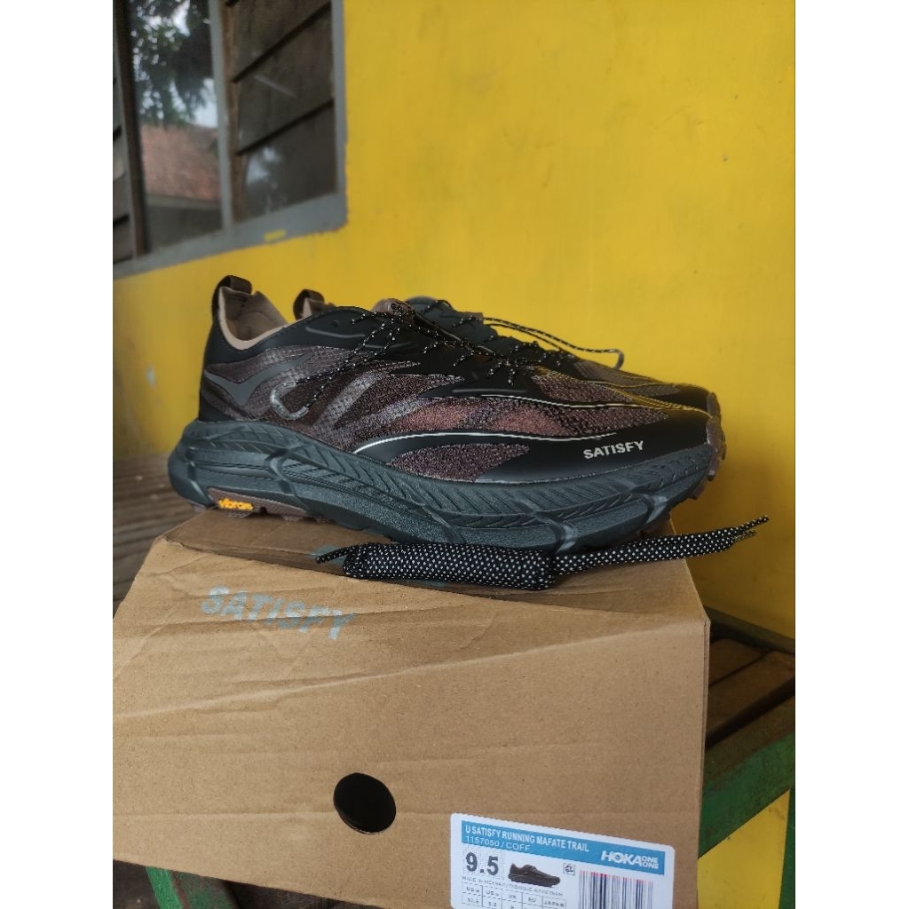 Hoka One One Mafate Speed 4 Lite x Satisfy - Coffe