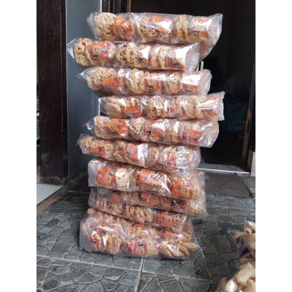 1 Ball isi 20pcs Krupuk Seblak Kering Pedas Jorojoy