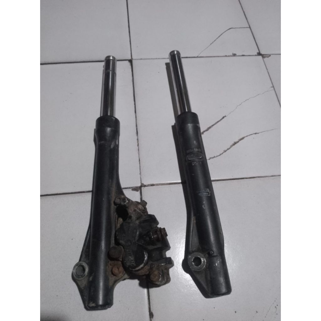 sokbreker depan Vario 110 barang masih mulus original