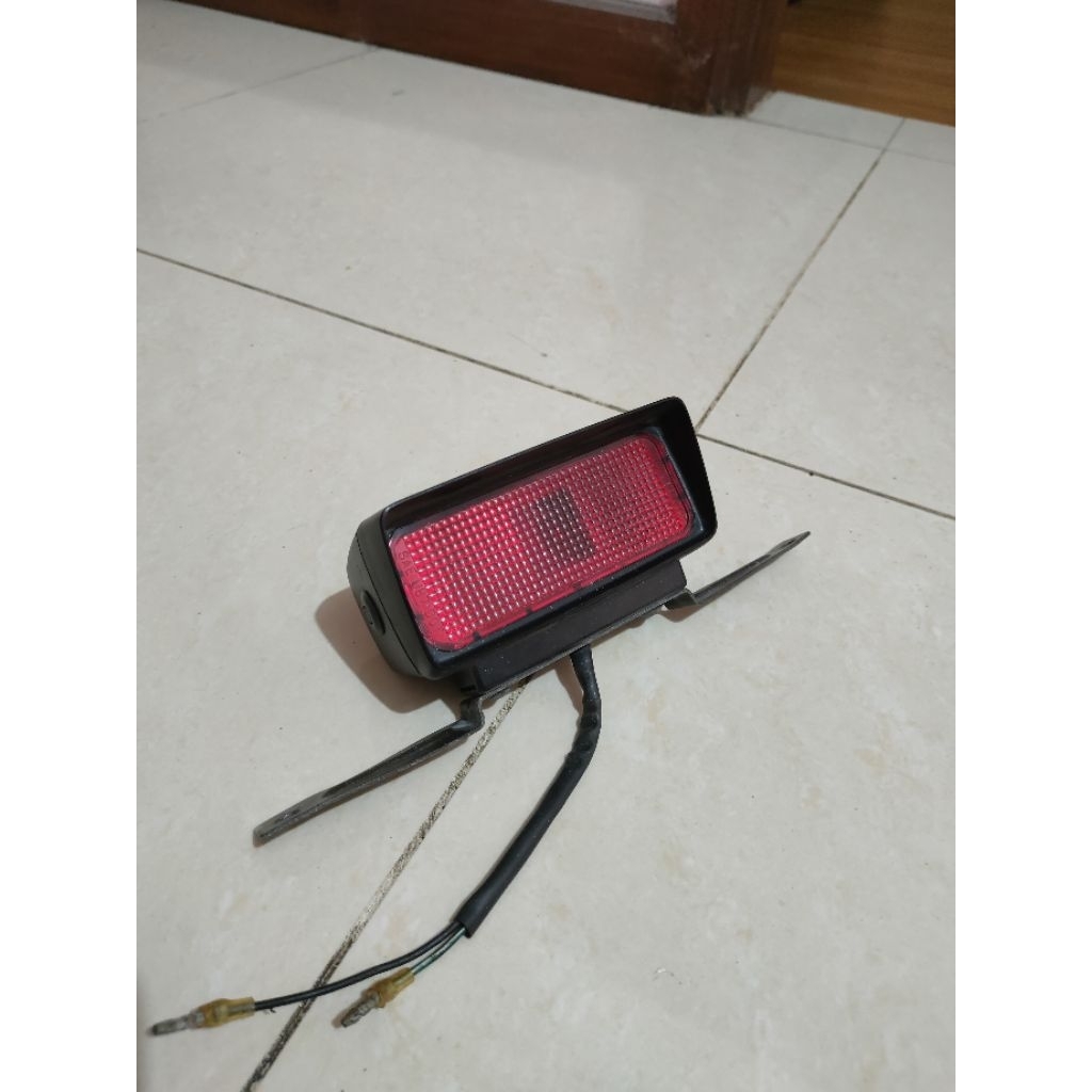 Lampu Rem Suzuki Vitara Escudo Sidekick High Mount Stoplamp 3rd Brake Lamp