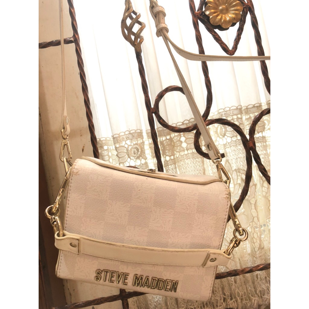 Preloved Shoulderbag white