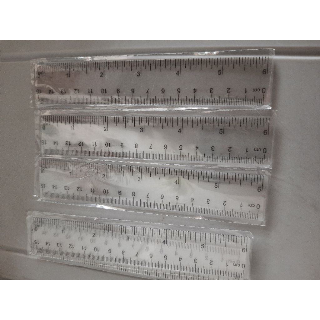 

Penggaris Bening 15 cm