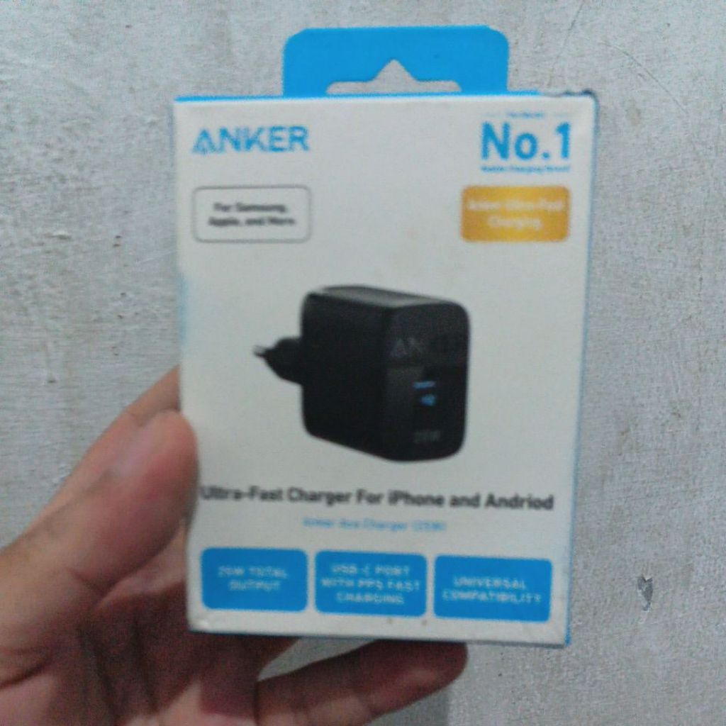 Anker Charger 25Watt kondisi bekas(hanya adaptor)