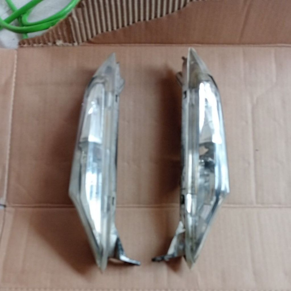 lampu sein sen depan honda Vario 125 ori