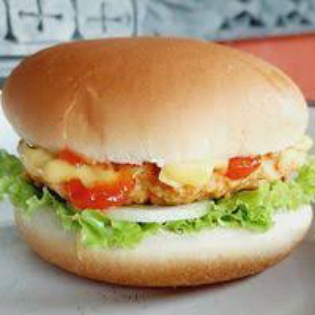 

Chicken Burger / Burger Ayam (Makanan siap saji)