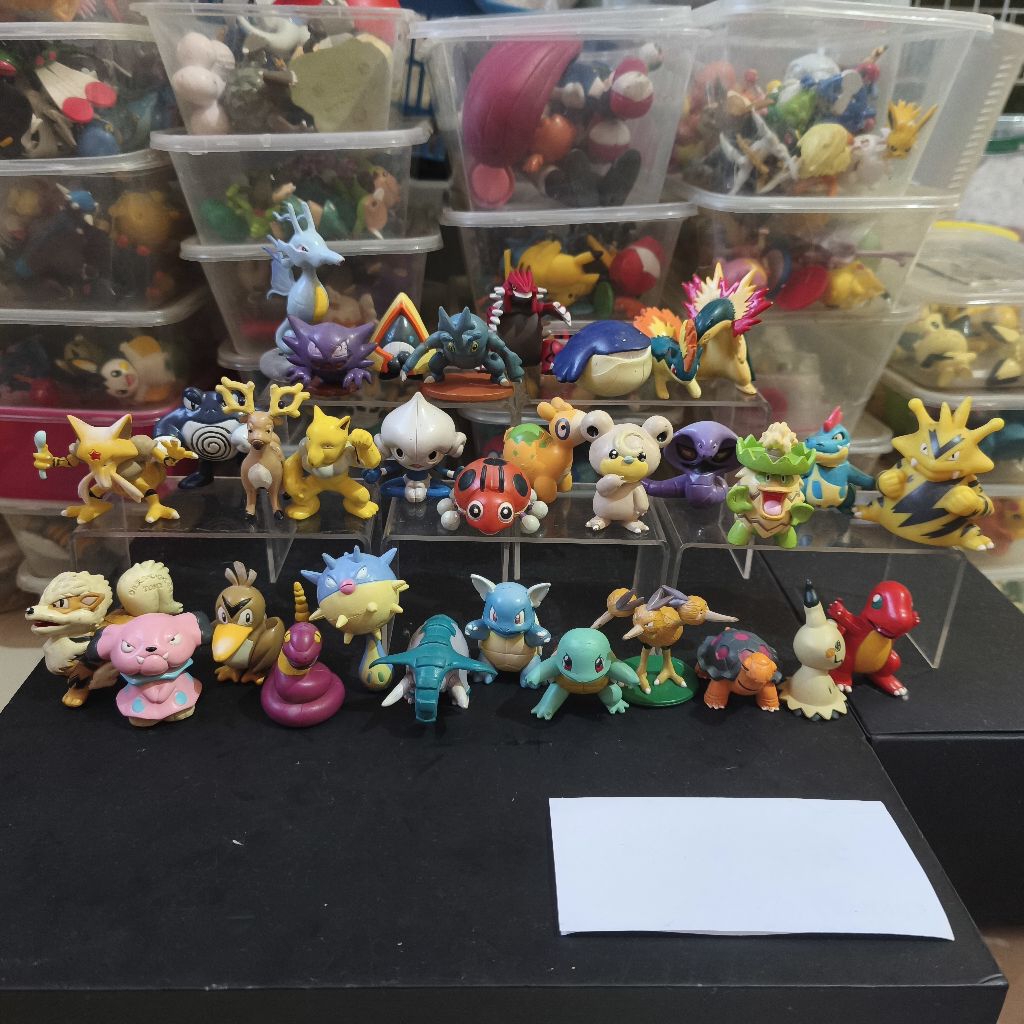 Pokemon Figure Nintendo Tomy Mainan anak Bandai Action Figure