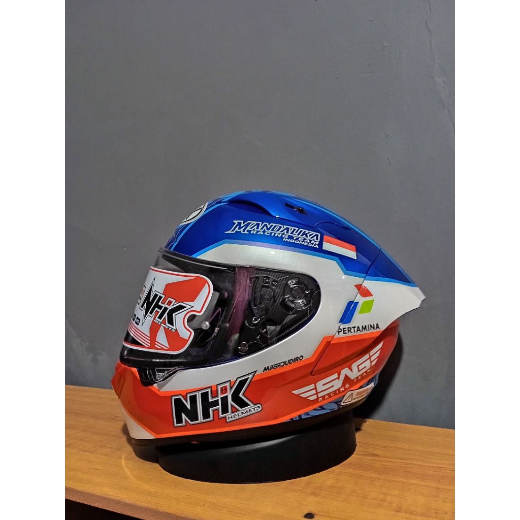 helm nhk gpr tech street mandalika helm nhk fullface New