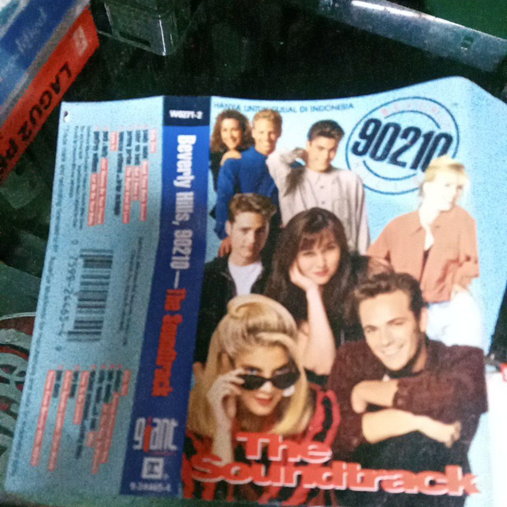 kaset pita BEVERLY HILLS 90210 KT114