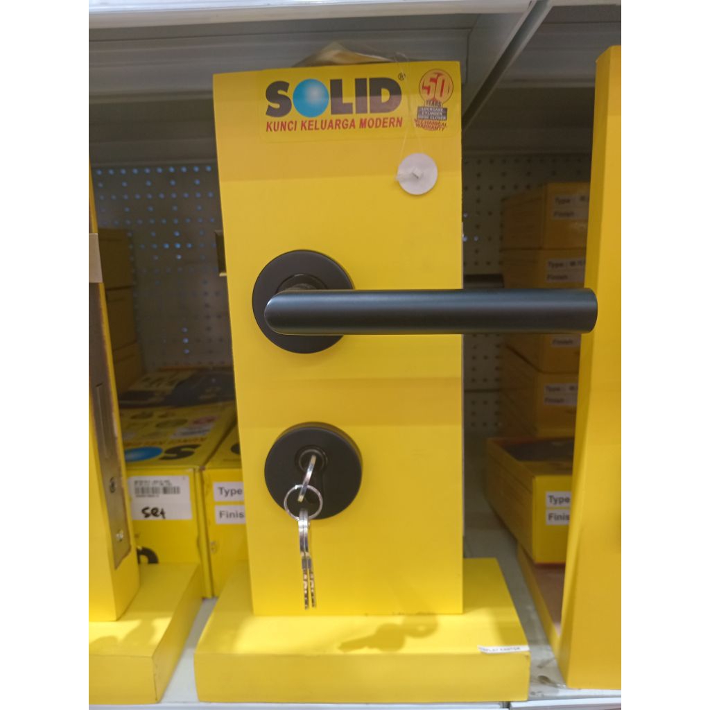 handleset pintu rumah solid 6141 gagang pintu kamar depan belakang rumah paket alat pintu rumah tang