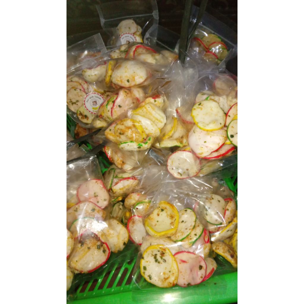 

kerupuk seblak renteng isi 13pcs 10rb.an