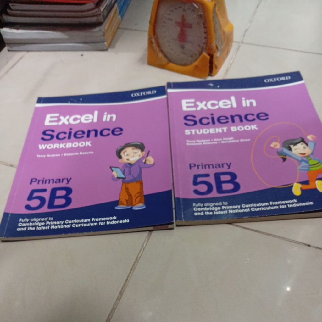 Excel in Science STUDENTS BOOK 5B dan WORKBOOK 5B OXFORD