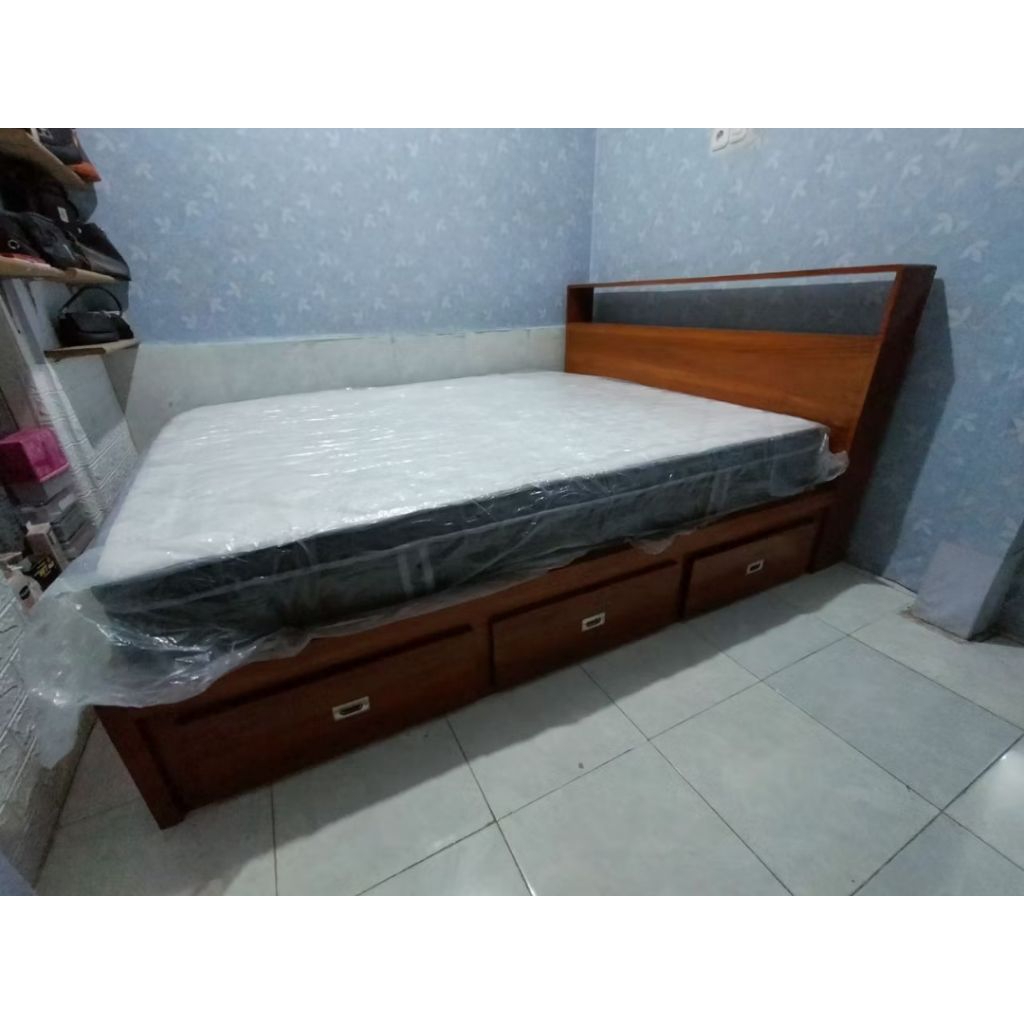 DIPAN RANJANG TEMPAT TIDUR MINIMALIS JATI 140X200