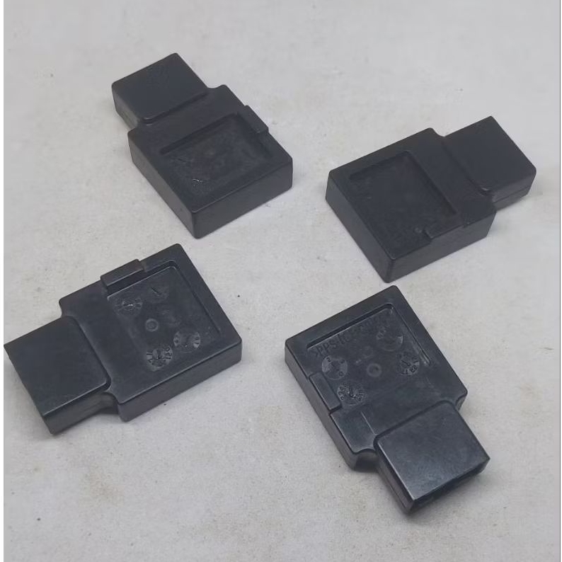 KOMPONEN IC UNTUK MOBIL