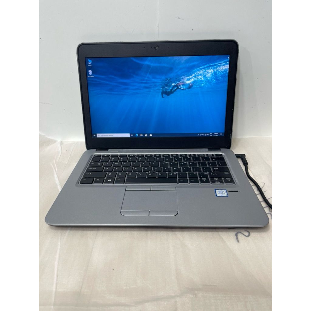 Hp elitebook 820 G3 core i7 gen 6 mulus murah