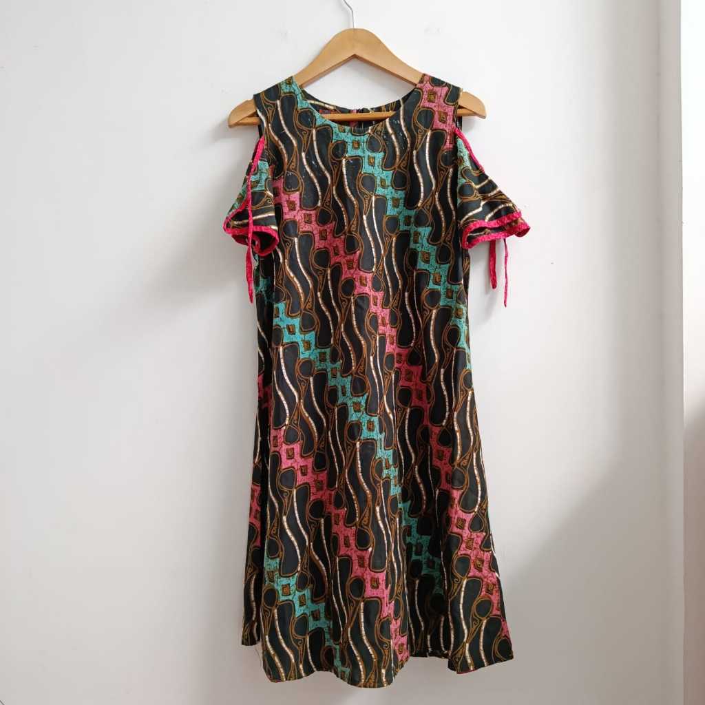 Dress Batik Wanita Lengan Pendek Simpatik Batik