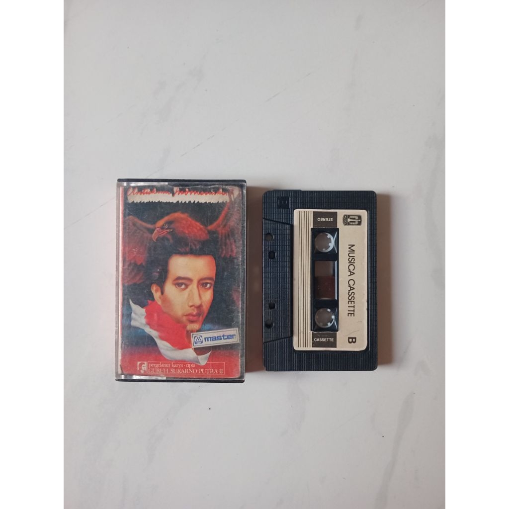 kaset Guruh Soekarno Putra / Untukmu Indonesia