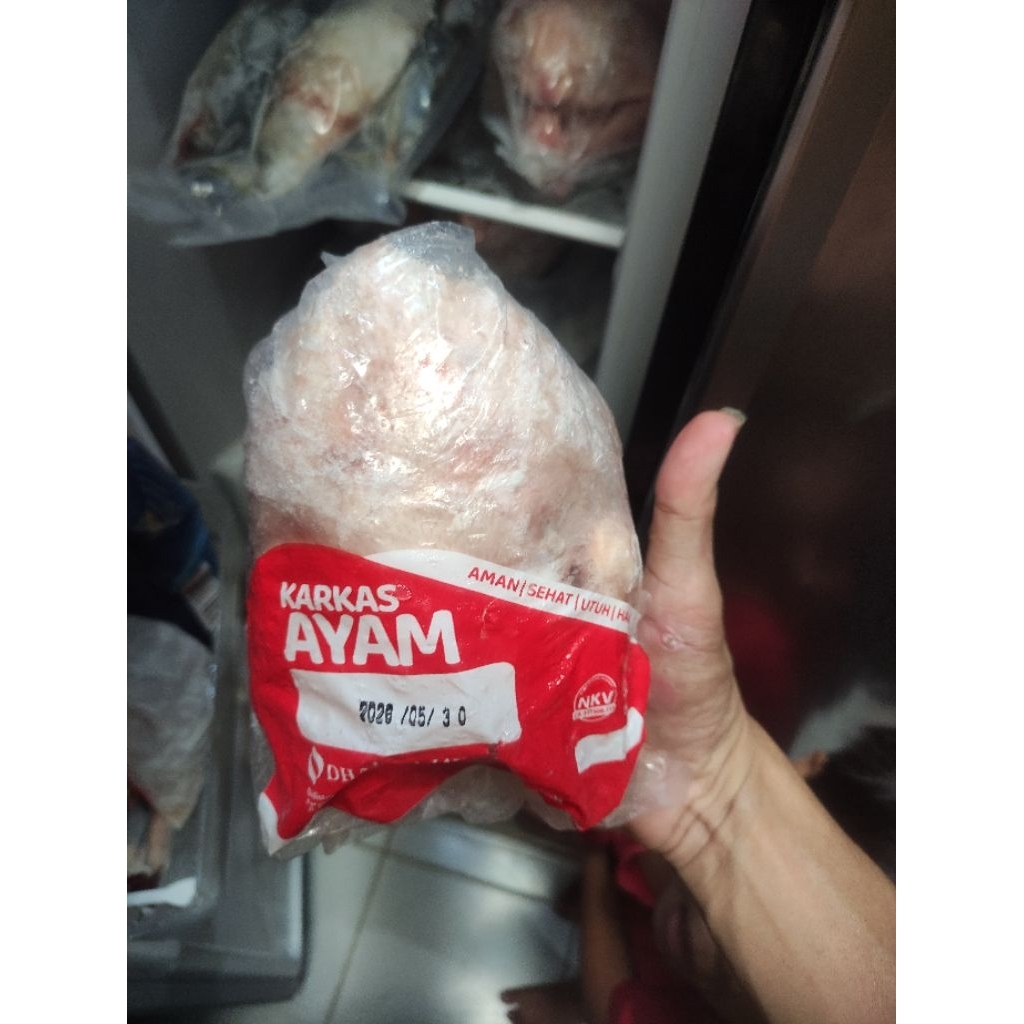 

Ayam frozen 900gr++