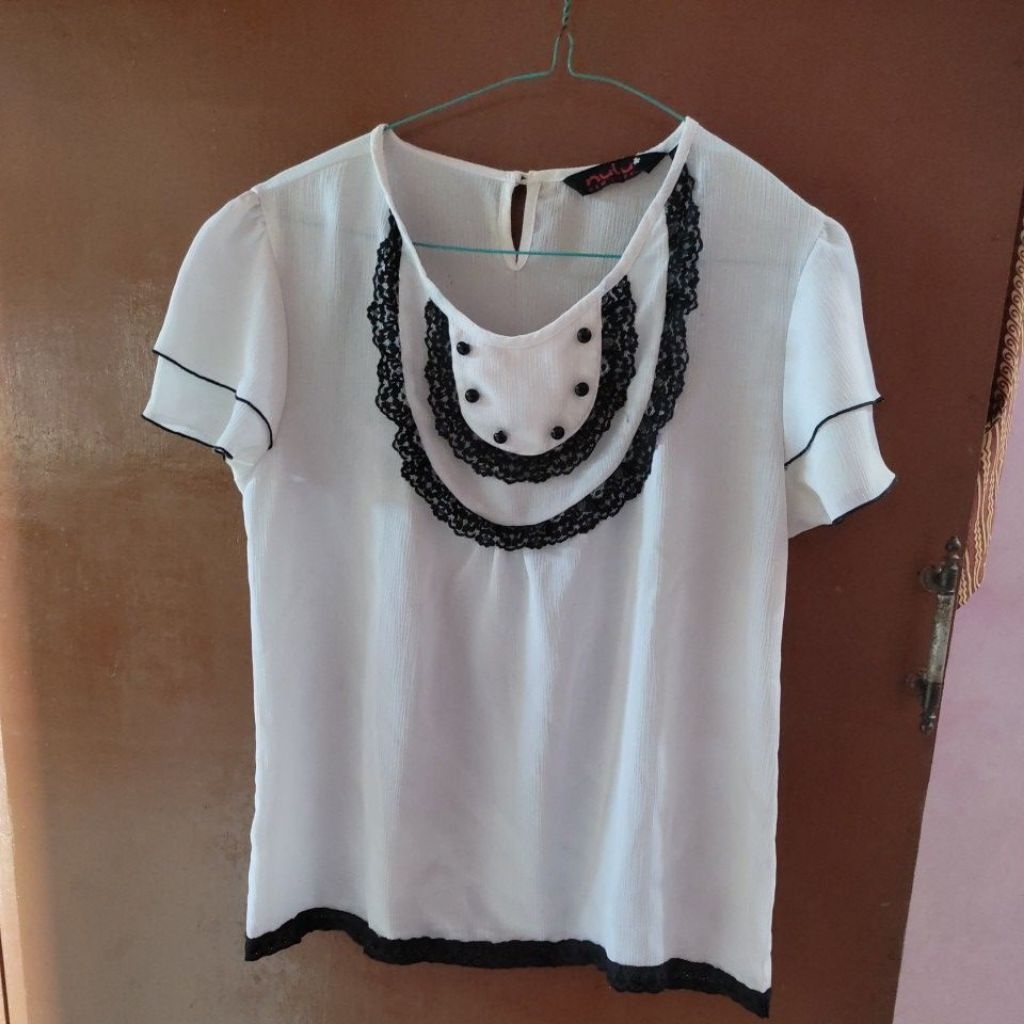 Atasan wanita pl preloved blouse putih