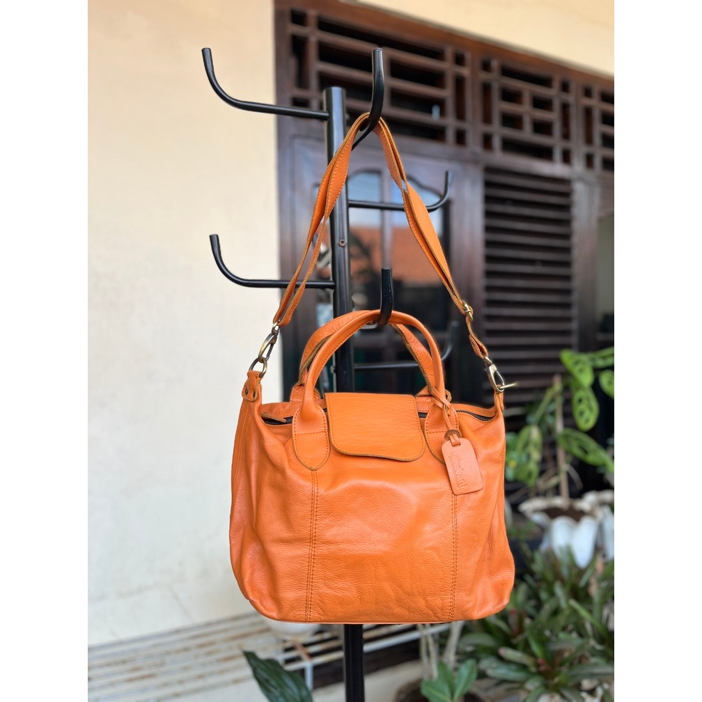 Tas Kulit Wanita ABEKANI CBAG Flap Hand Bag dengan Tali Panjang Ukuran Medium