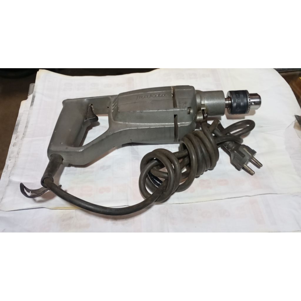 Mesin Bor Beton dan Besi 13 mm 8416 merk Makita (bekas)