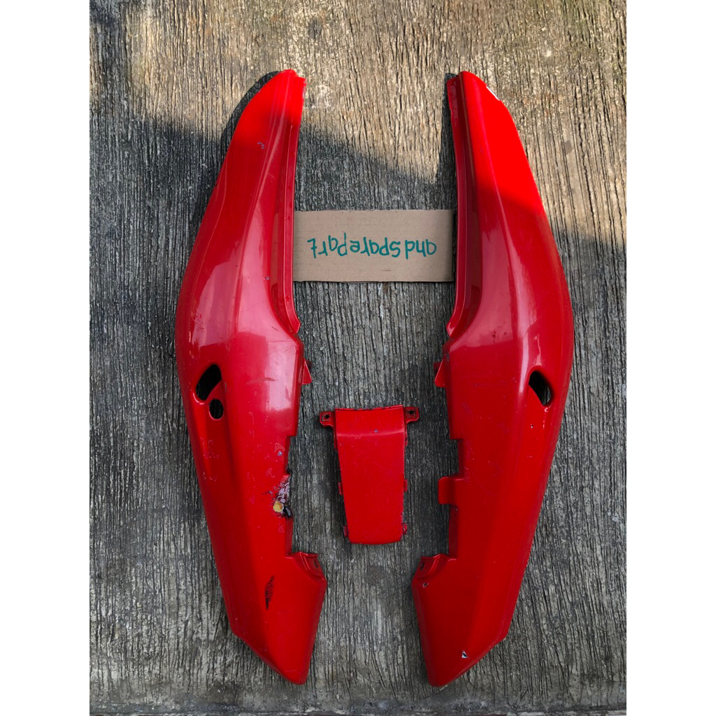 BODY BELAKANG KAWASAKI NINJA RR OLD ORIGINAL COPOTAN PUTIH GADING